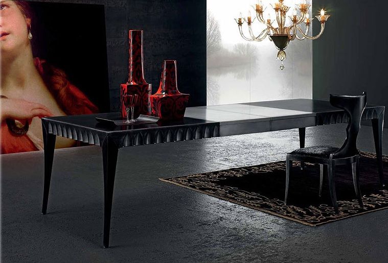 Mesa de diseño de lujo acabado en plata