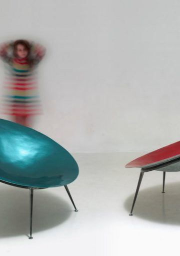 Sillas de Diseño con Apariencia de Plato Decorativo