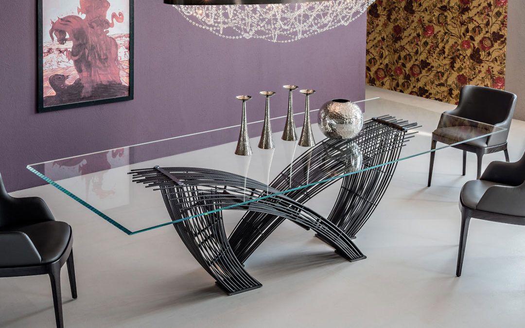 Una Mesa de Comedor con Carácter Escultórico