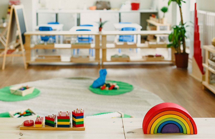 Crea un rincón Montessori precioso en la habitación de tu bebé
