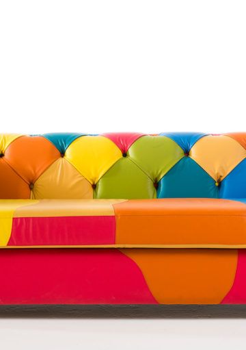 Un Sofá a Todo Color by Javier Mariscal