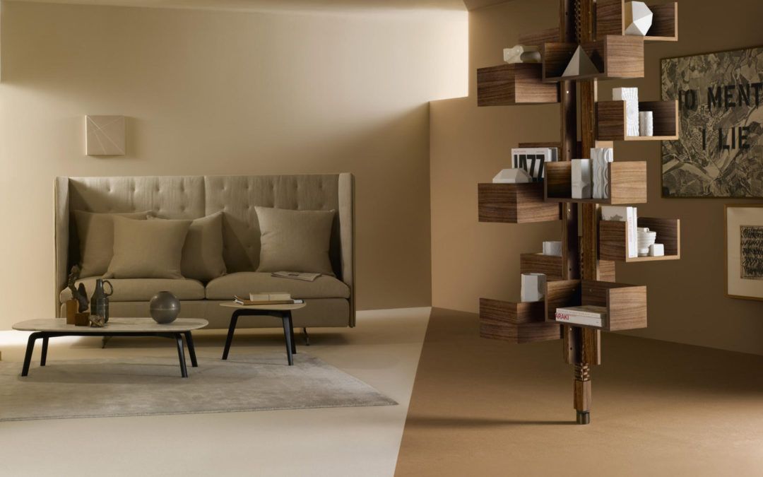 Una Estantería Multidepartamental de Diseño Clásico