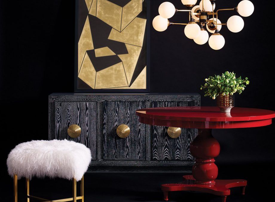 Diseño con Personalidad: Aparador con Tiradores de Latón Antiguo