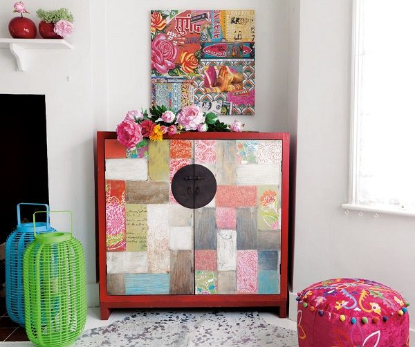 Un Aparador de Diseño Oriental Muy Colorido