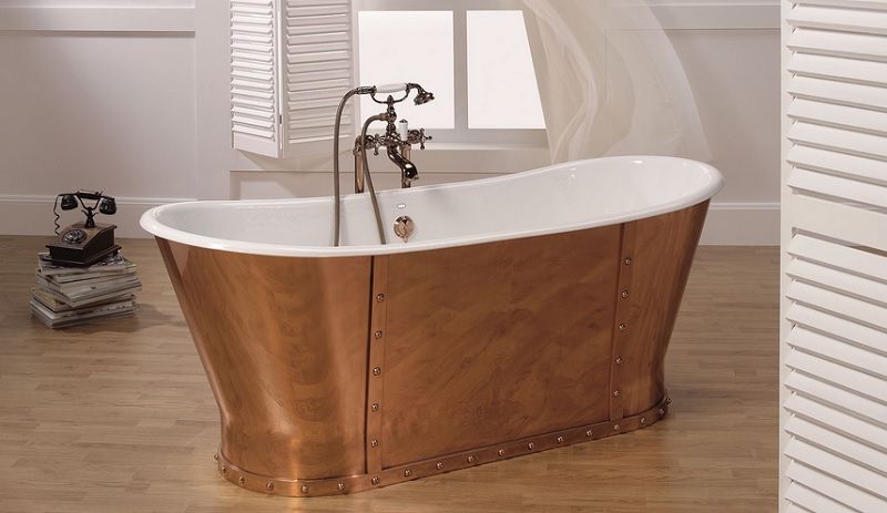 Una Bañera que Evoca las Grandes Construcciones del Siglo XX