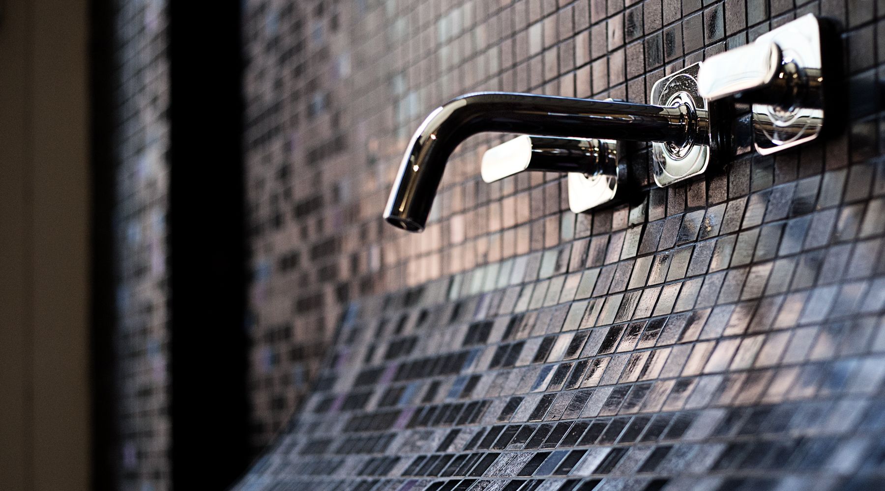 Lavabo de diseño en baño