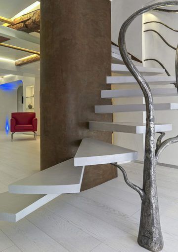 Una Escalera de Diseño en Forma de Árbol