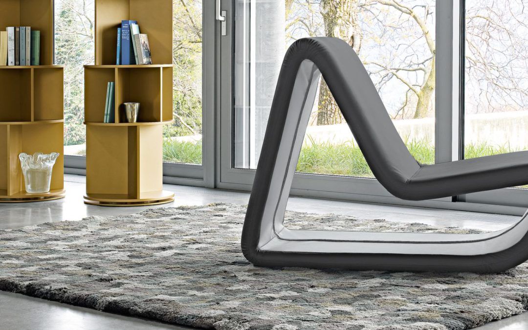 Un Chaise Longue con Curvas Perfectas para el Descanso