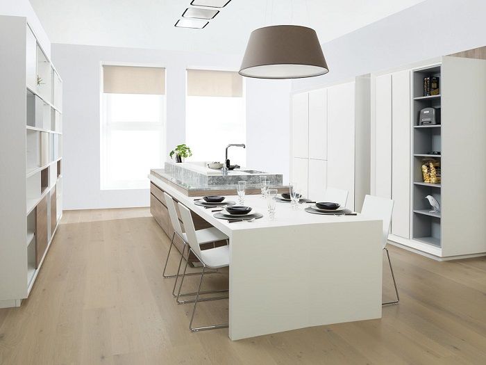 Cocinas Blancas con Aroma Minimalista by Porcelanosa