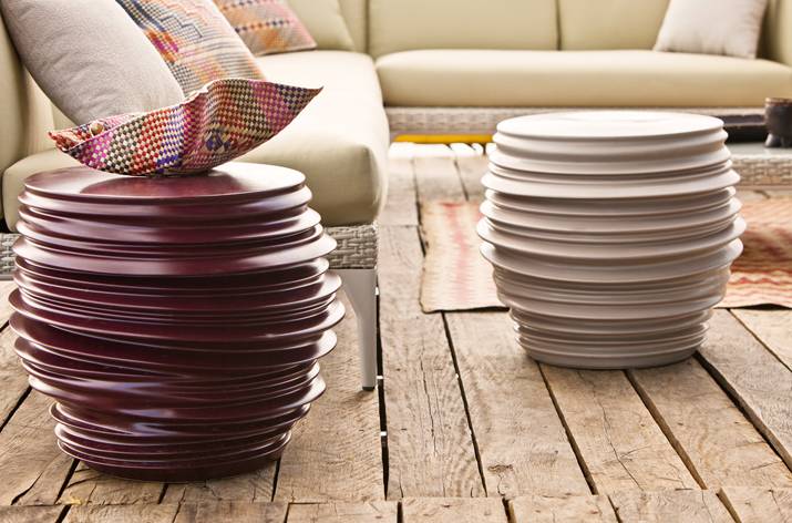 Una colección de jarrones inspirada en la Torre de Babel