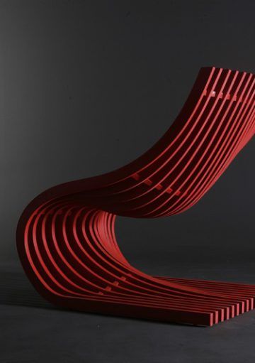 La Silla Panton sigue Inspirando a los Diseñadores Actuales