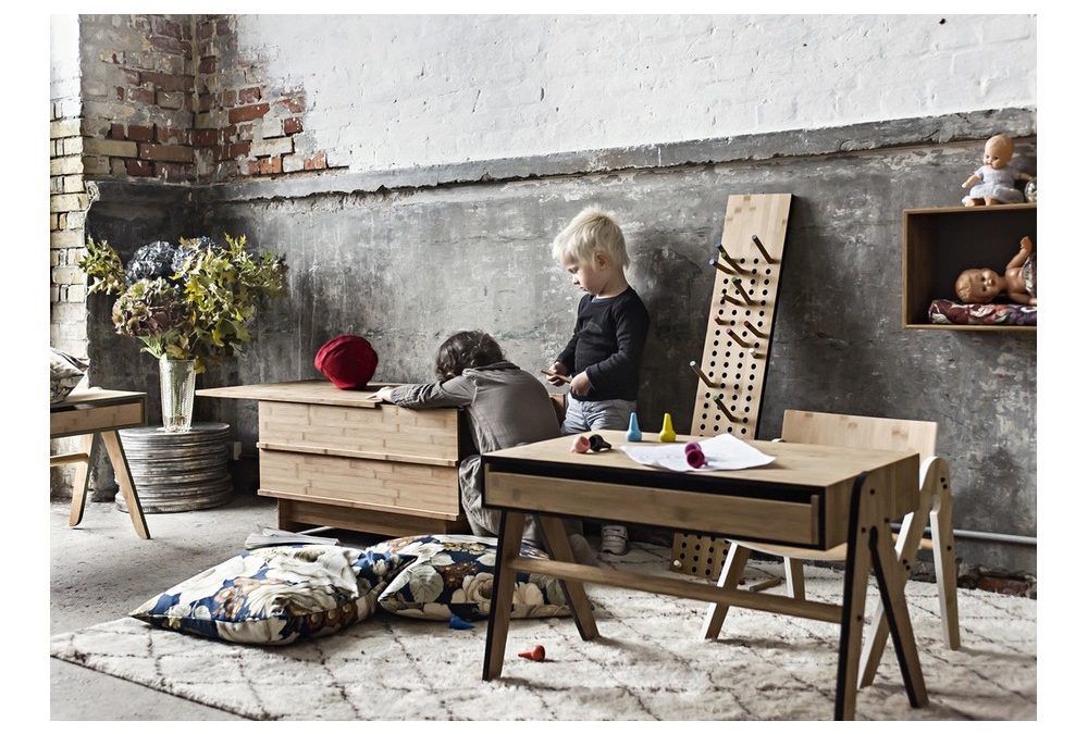 Un Escritorio Infantil Estilo Pupitre