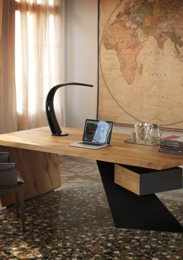 Un Escritorio de Diseño Asimétrico con una Funcionalidad Única