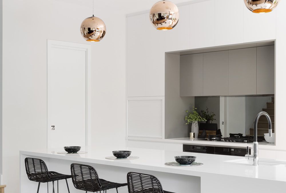 Cocina y Salón, un Dos en Uno con un Estilo Minimalista Ideal