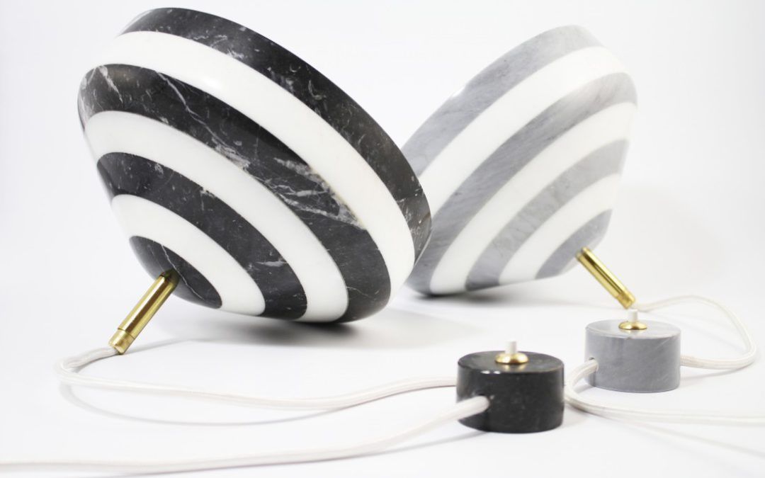 Fantástica Lámpara de Mármol en Forma de Peonza