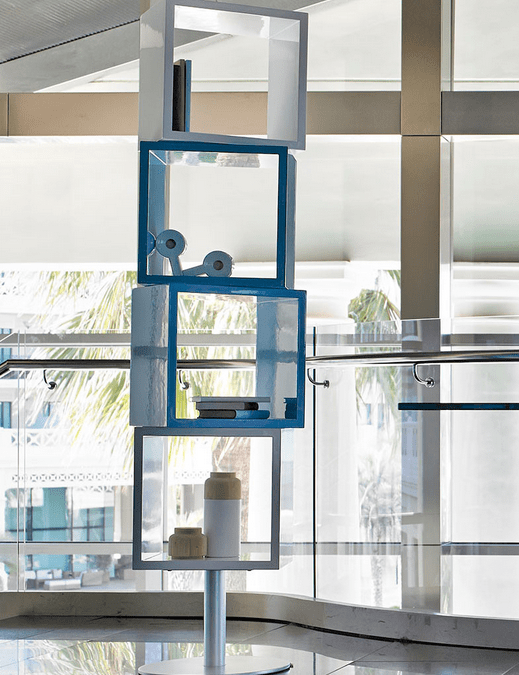 Una Estantería de Cubos de Diseño Moderno