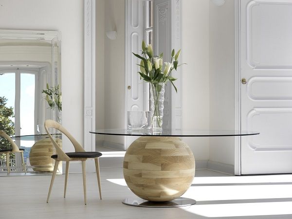 La Elegancia de una Mesa a Primera Vista