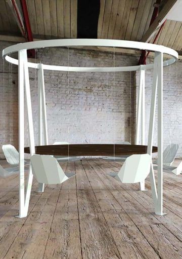 Cenas Originales: Una Mesa con Sillas Flotantes