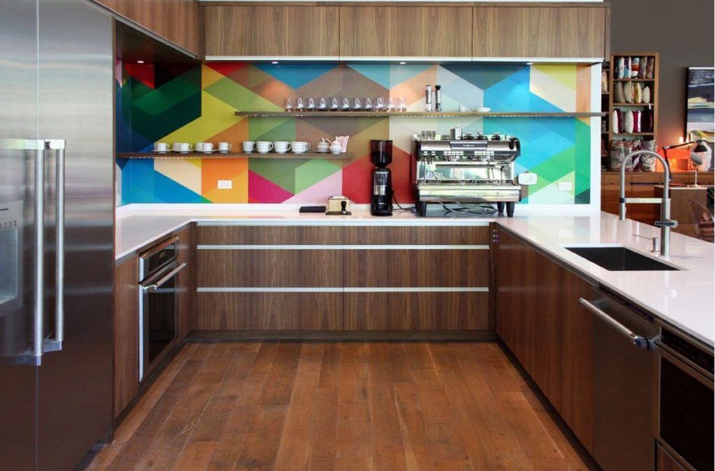 Cocinas Singulares donde Conviven los Estilos Retro y Moderno