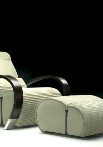 Una Butaca que Aúna Estilo y Confort, Dos en Uno